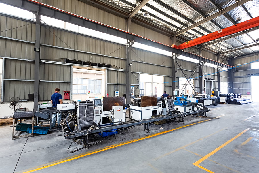 Linea di produzione automatica a 28 tubi