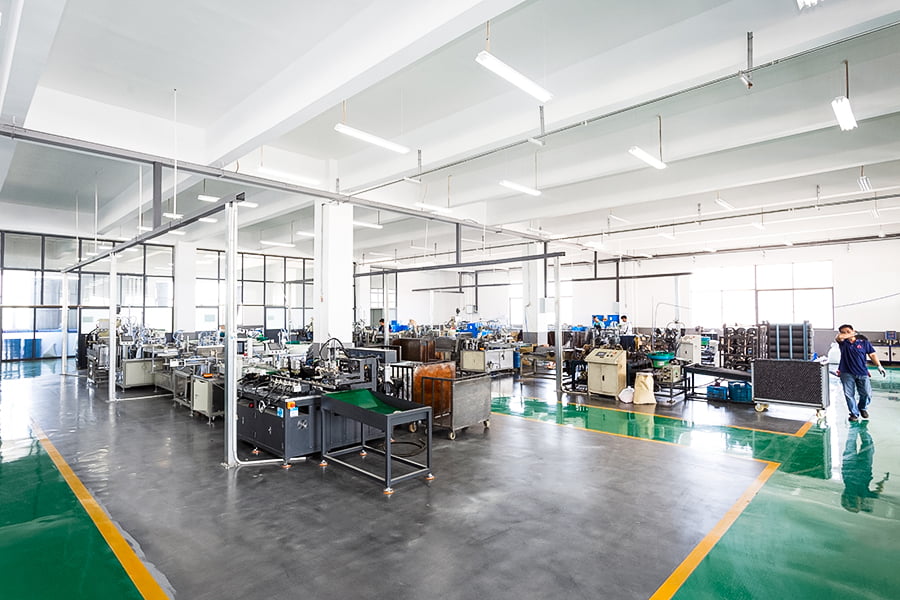 Assemblare l'officina di produzione automatica